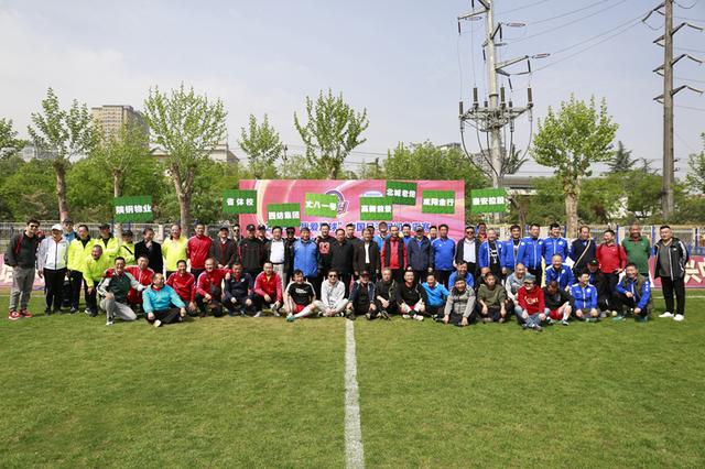他的到来会