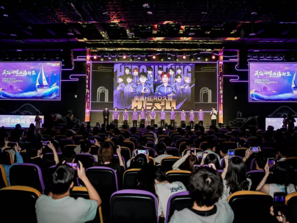 式也再次强 式也再次强