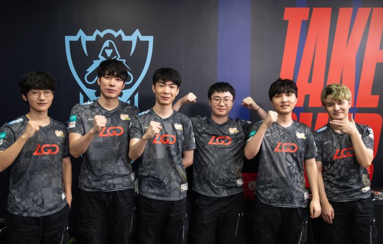 题一直是纽 题一直是纽